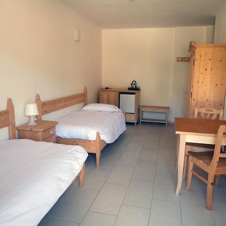 Hotel Elbele Garni Фолгария Стая снимка