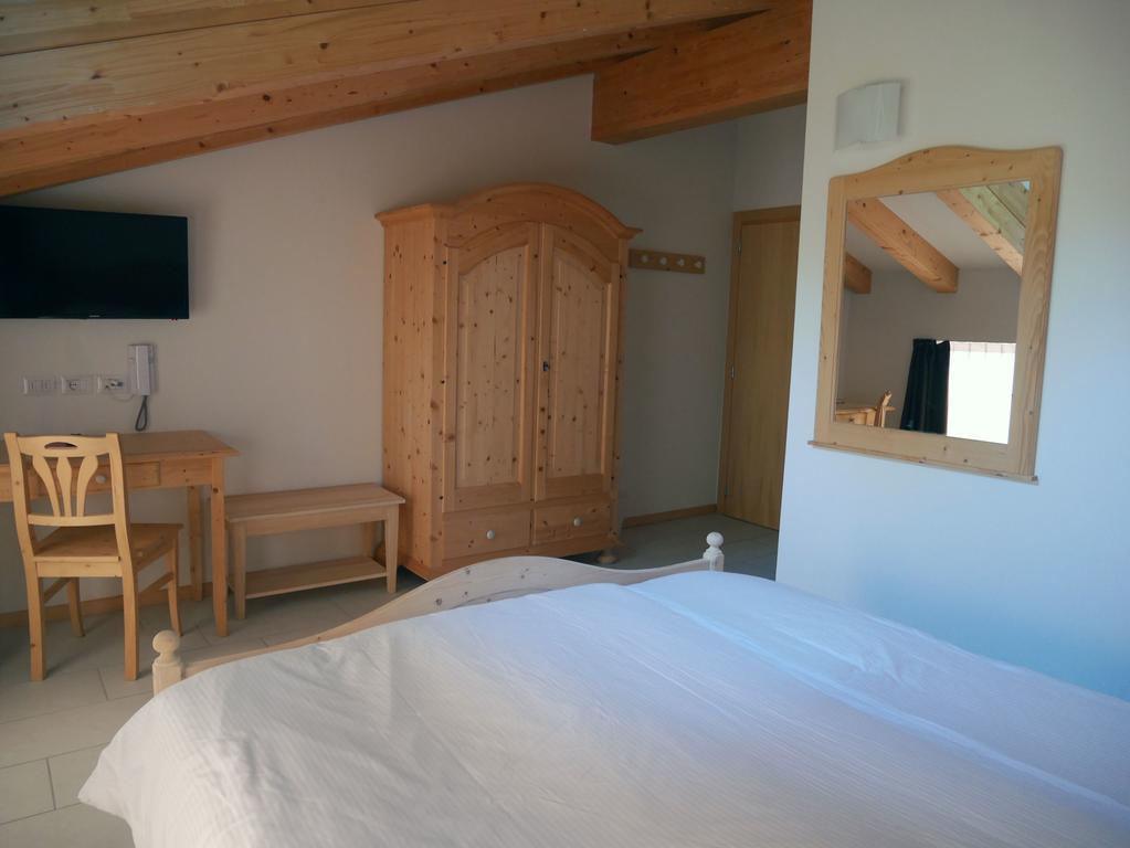 Hotel Elbele Garni Фолгария Екстериор снимка
