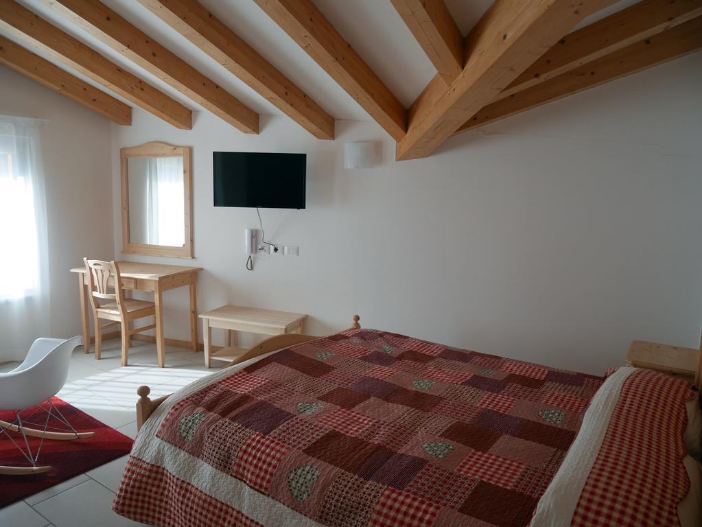 Hotel Elbele Garni Фолгария Екстериор снимка