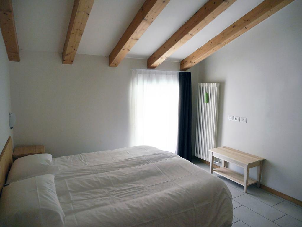 Hotel Elbele Garni Фолгария Стая снимка