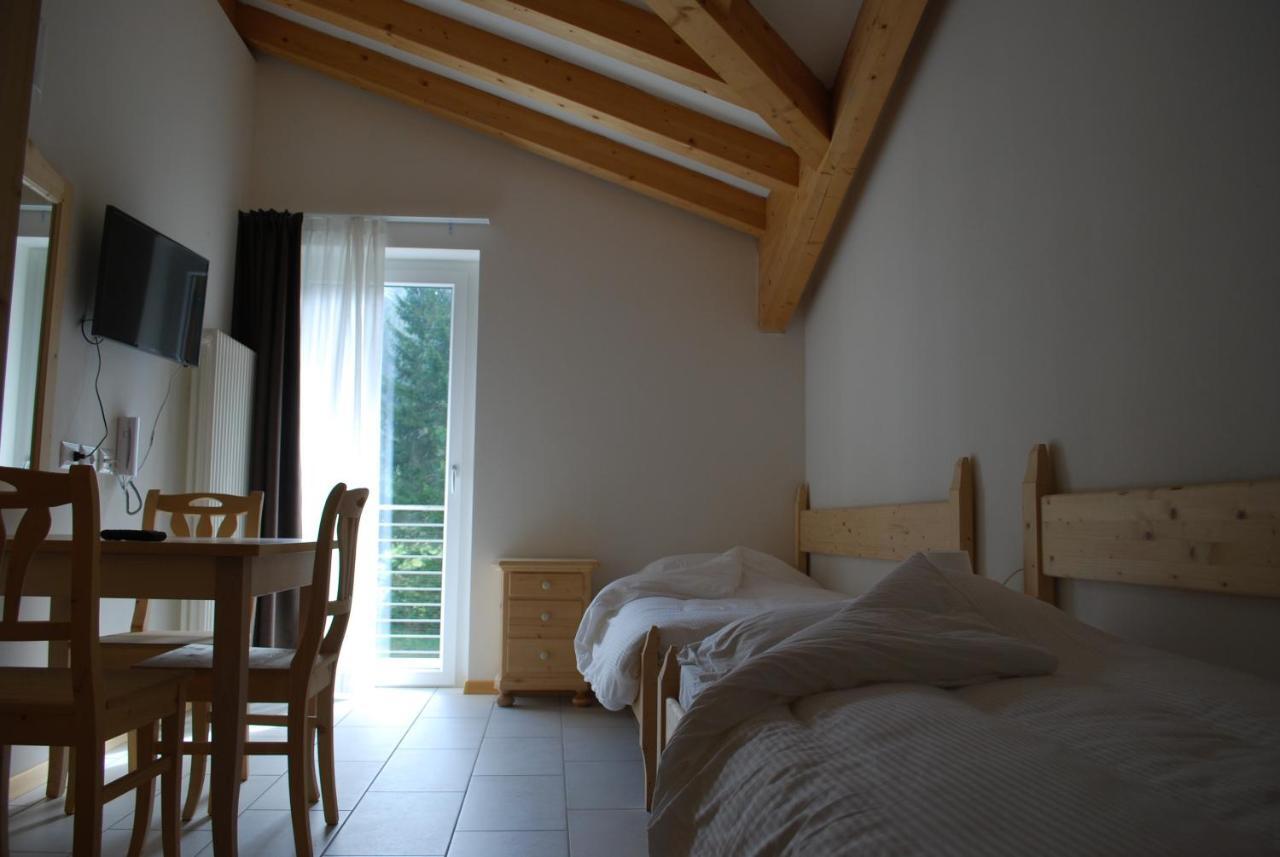 Hotel Elbele Garni Фолгария Стая снимка
